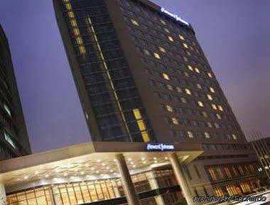 Howard Johnson Caida Plaza Shanghái Exterior foto